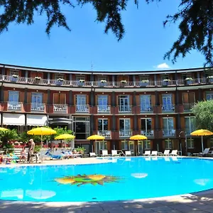 Continental Hotel Garde